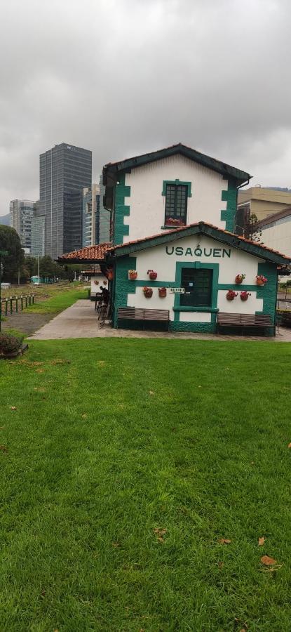 La Parada Del Tren Hostel Bogota Luaran gambar